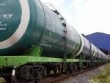 Казахстан снял запрет на импорт российского бензина