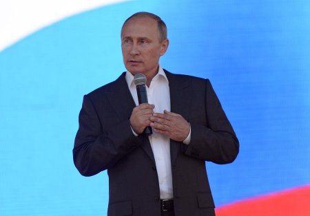 СМИ: Образованное население России стало больше поддерживать Владимира Путина