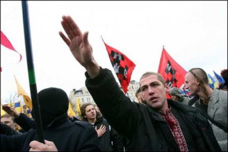 Фашизма на Украине нет! А кто не верит в это, будет, сука, арестован и казнён!