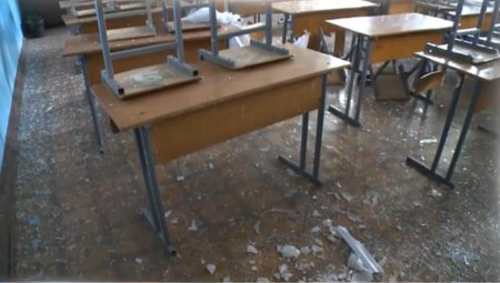 Обстрел школы в Донецке: дети не пострадали благодаря случайности
