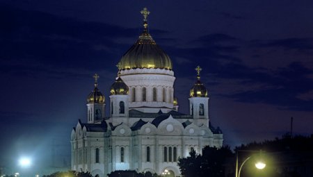 Зачем украинские радикалы ведут войну против православия?