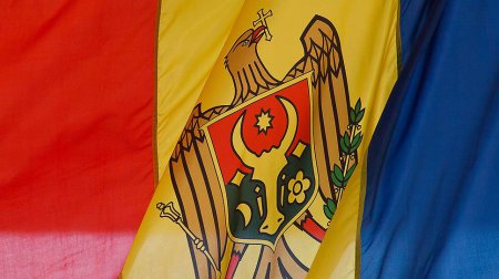 КС Молдавии объявил любую ориентацию кроме европейской 