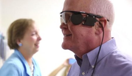 ​Бионический глаз вернул зрение слепому мужчине