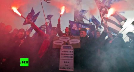 ​Активист: Протесты во Франции будут использованы против президента страны