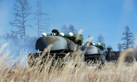 ФСБ сорвала попытку вывоза на Украину запчастей к С-300 и "Букам"