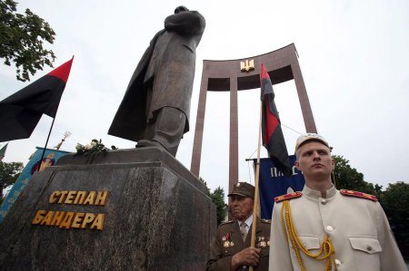Киевская власть хочет выставить СССР оккупантом Украины