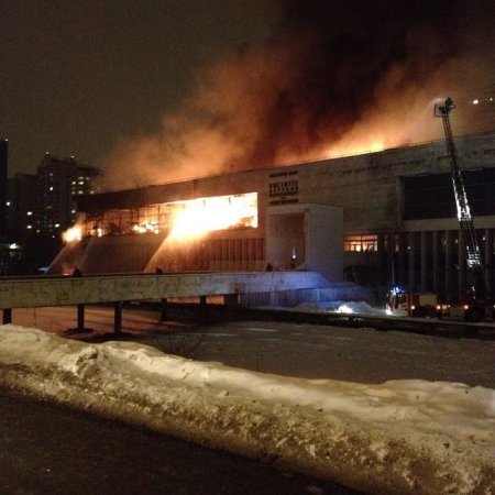 В результате пожара в библиотеке ИНИОН в Москве могли сгореть ценные экземпляры книг