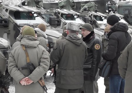 Бойцы «Азова» получили бронеавтомобили, способные поражать танки