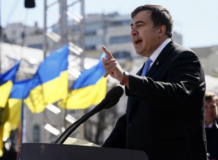 Иностранцы в Киеве: Пётр Порошенко назначил своим советником Михаила Саакашвили
