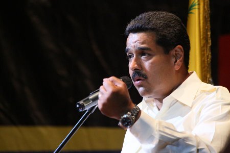 Николас Мадуро назвал Джорджа Буша - младшего террористом и запретил ему въезд в Венесуэлу