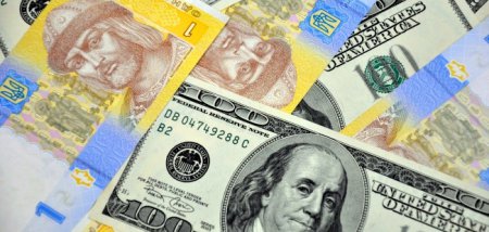 Яценюк: Валютный курс будет зависеть от ситуации в Донбассе
