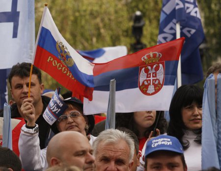 СМИ: Сербы рассчитывают на «большого брата» — Россию — в случае конфликта в Косово