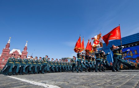 Парад Победы на Красной Площади 9 мая 2015 года. Прямой эфир