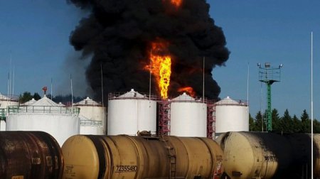 Неофициальные сведения по пожару на нефтехранилище под Киевом