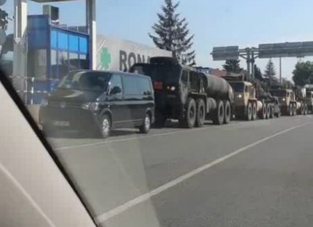 Колонна бронетехники НАТО пересекла границу с Украиной