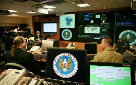 АНБ США разрешили возобновить массовый сбор данных о телефонных переговорах