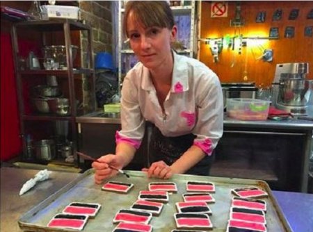 В Одессе взорвали кафе, где пекли «визитки Яроша»