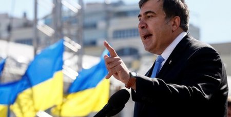 Саакашвили: В Одессе со стрельбой задержали на взятке двух милиционеров