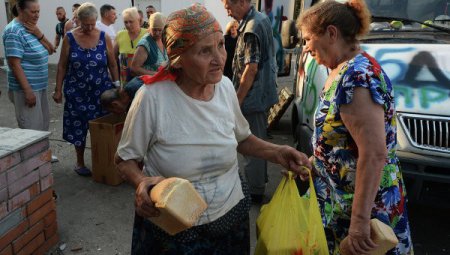 Гуманитарная помощь украинцам: Запад выделил только 35% от запланированной  ...