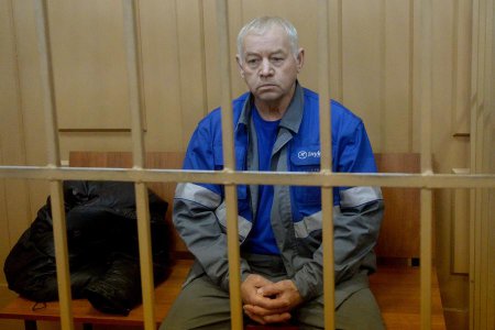 Адвокат: Снегоуборщик, обвиняемый по делу о крушении Falcon во Внукове, пол ...