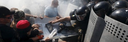 Анатолий Шарий: Провокаторы, исполнители, избиение милиции