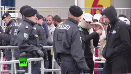 Полиция Сербии борется с перевозкой нелегальных мигрантов в ЕС