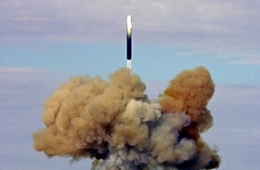 В США нарекли «монстром» новую баллистическую ракету России