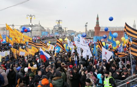 Около 400 тысяч человек приняли участие в мероприятиях в честь воссоединения Крыма с РФ