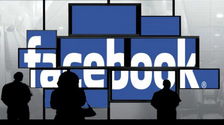 Facebook изменил последовательность формирования мобильной ленты новостей