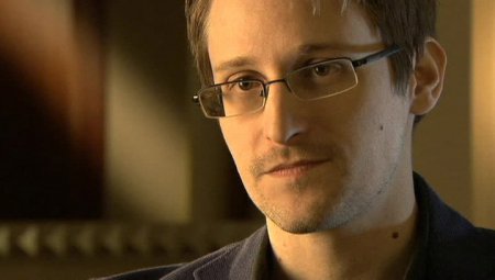 Сноуден: Мир столкнулся с кризисом IT-безопасности