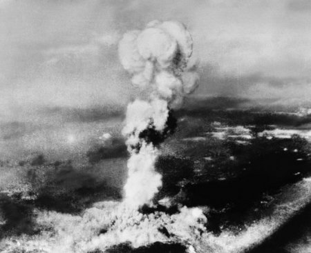 США не намерены извиняться перед Японией за атомную бомбардировку Хиросимы