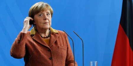 Меркель объявила о необходимости продлить антироссийские санкции