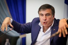 Саакашвили «заставили» танцевать на празднике Ивана Купалы