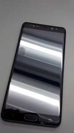 В сети появились первые фотографии прототипа Samsung Galaxy Note 7