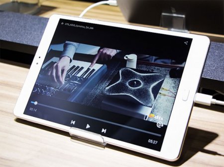 Новомодный планшет ZenPad 3S 10 от ASUS скоро поступит в продажу
