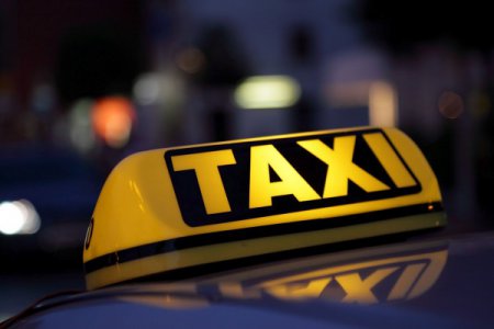 В Казахстане начало работать специальное мобильное приложение для такси