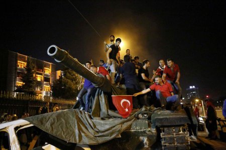 Попытка переворота в Турции. Просчет Эрдогана или инсценировка?