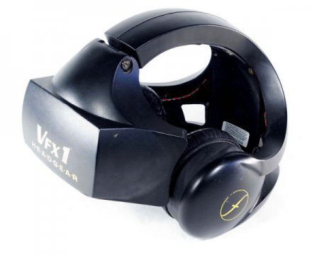 Samsung выпустит VR-шлем Odyssey