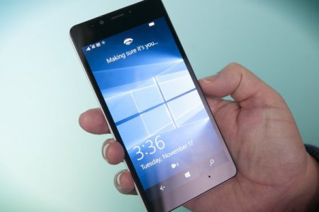Компания Cube выпустила смартфон на Windows 10 Mobile