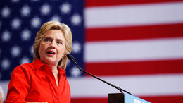 Родители погибших в Бенгази граждан США подали в суд на Хиллари Клинтон