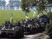 Киев стянул к Волновахе ударную группировку из 60 единиц техники, включая т ...
