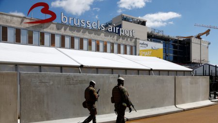 Два самолёта приземлились в аэропорту Брюсселя после сообщений об угрозе взрыва