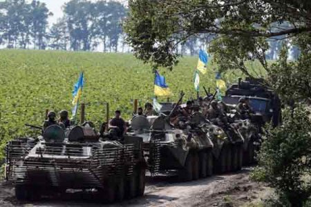 Киев стянул к Волновахе ударную группировку из 60 единиц техники, включая танки и САУ