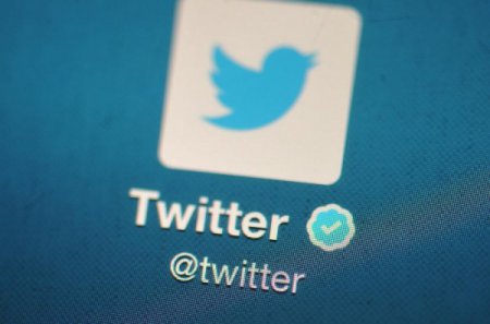 В Twitter добавили уведомления о прочтении сообщений