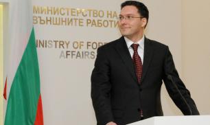 Болгария: своё ли кресло занимает министр иностранных дел Митов?