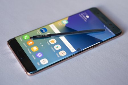 Samsung остановила производство и продажи взрывоопасных Galaxy Note 7