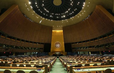 СМИ: Украину из-за долгов могут лишить голоса в Генассамблее ООН