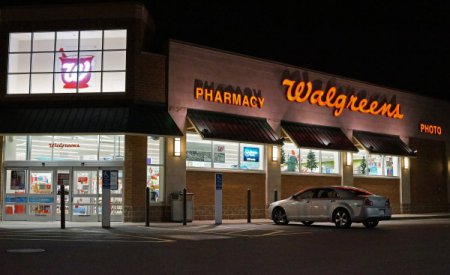 Аптечная сеть Walgreens затребовала у Theranos $140 млн