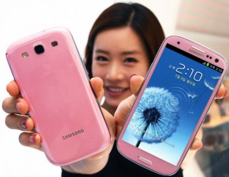 Бренд Samsung представил розовую версию смартфона Galaxy S7