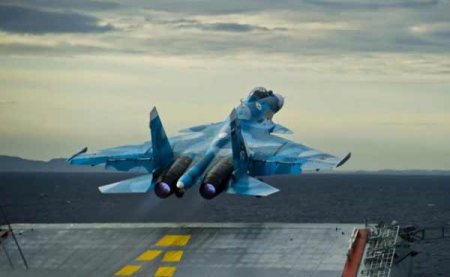 Истребителями с "Адмирала Кузнецова" уничтожено не менее 30 террористов - Военный Обозреватель